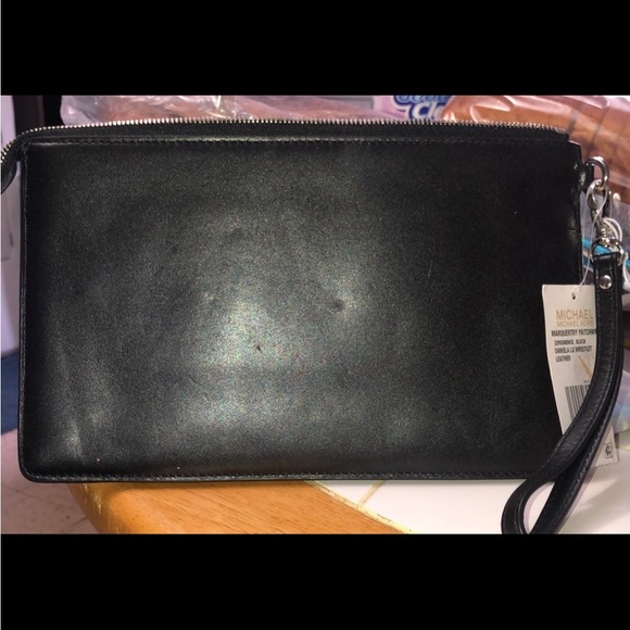 MICHAEL KORS Marquertry Daniela Wristlet, NWT - Picture 8 of 9